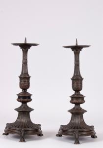 Toscana, século XVI, Par de candelabros